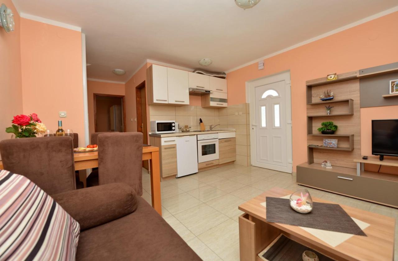 Apartment Kokic Pridraga Екстер'єр фото