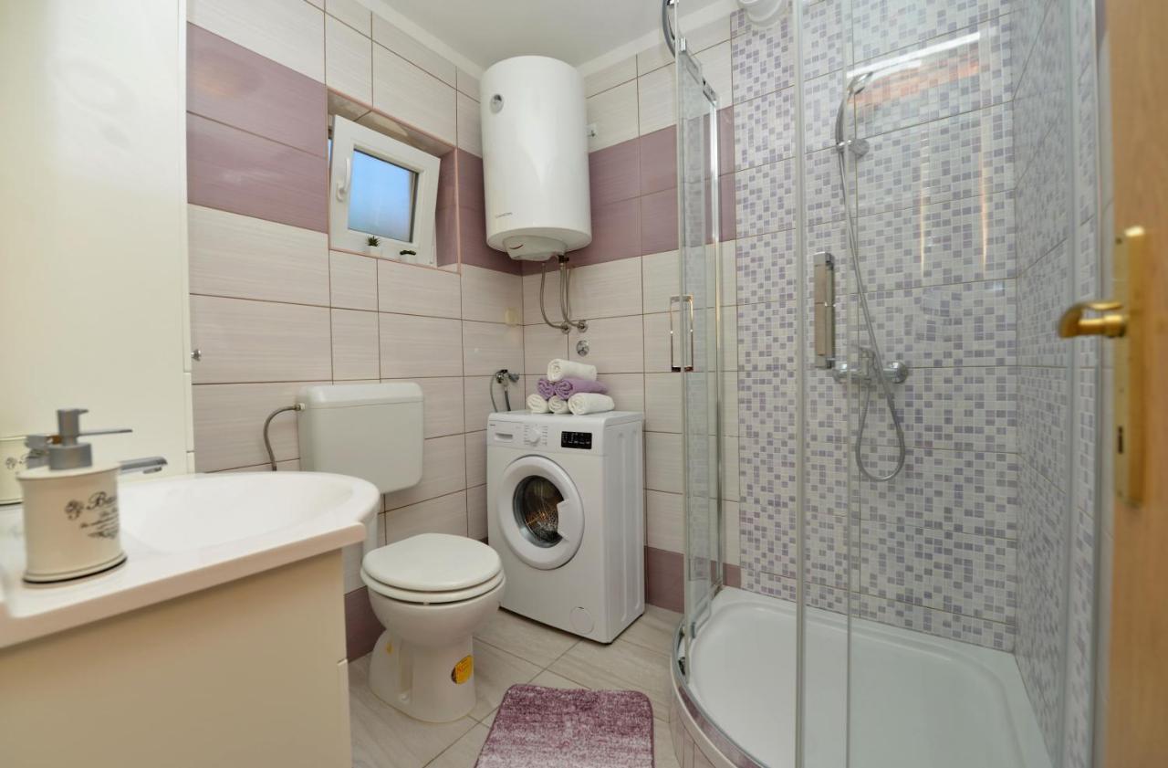 Apartment Kokic Pridraga Екстер'єр фото